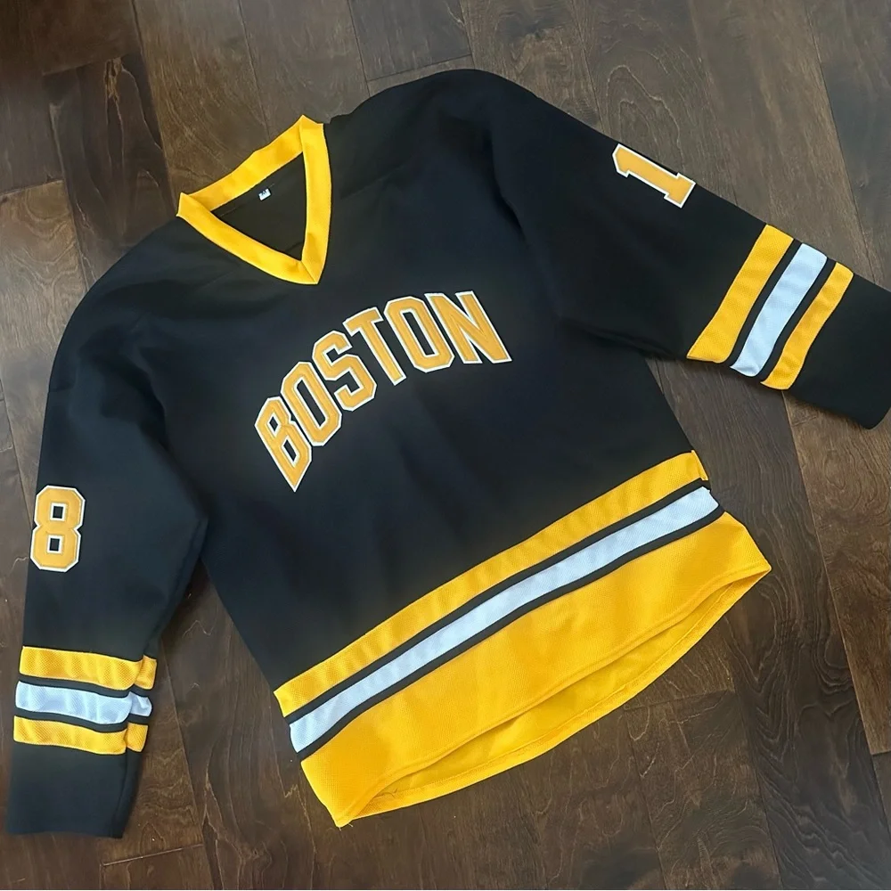 NEW Happy Gilmore Boston Black and Yellow Hockey Golf Jersey - Picture 5 of 14